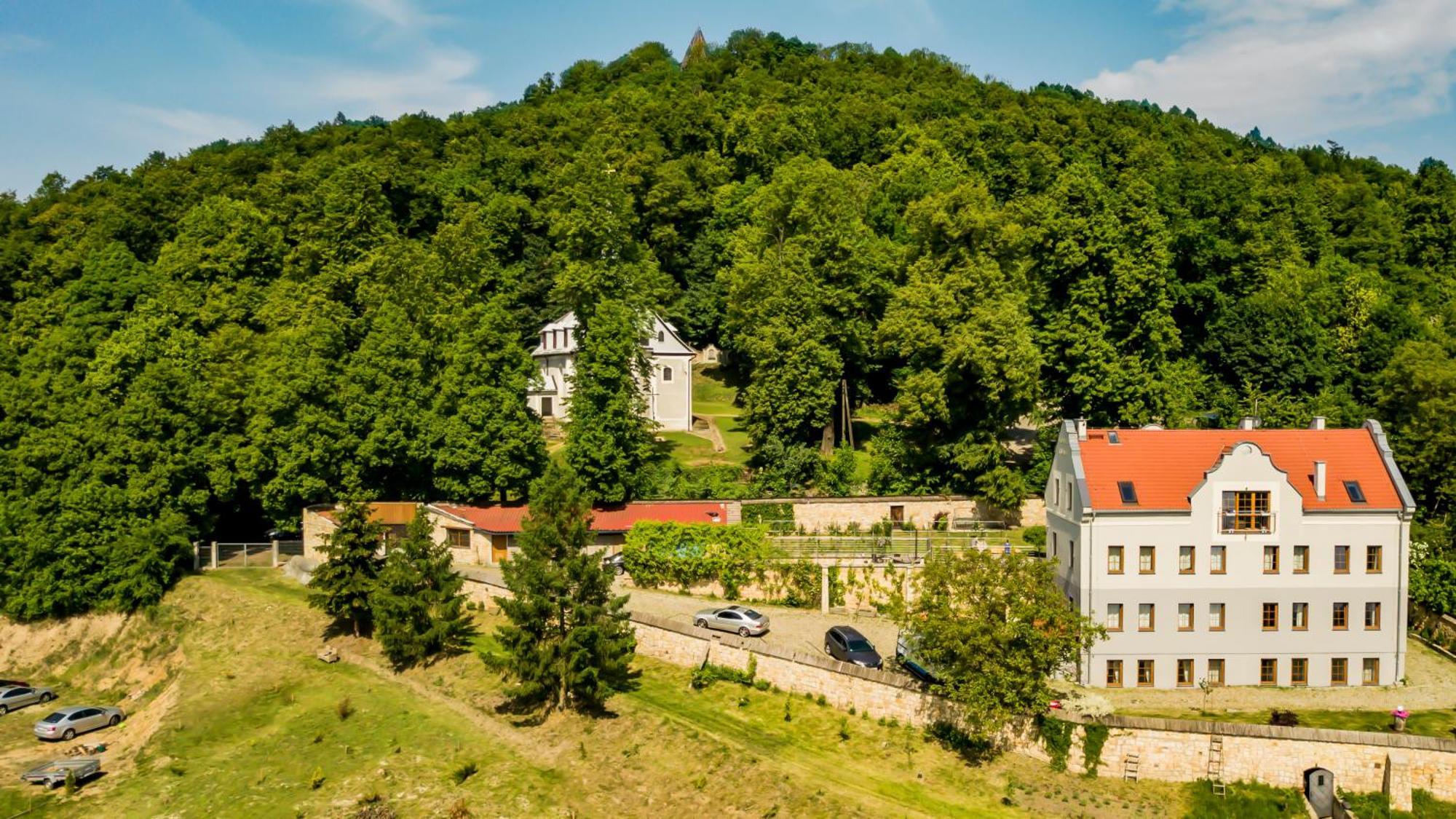 Monte Cuma Uroczysko Pod Zamkiem Grodziec Leilighet Zagrodno Eksteriør bilde